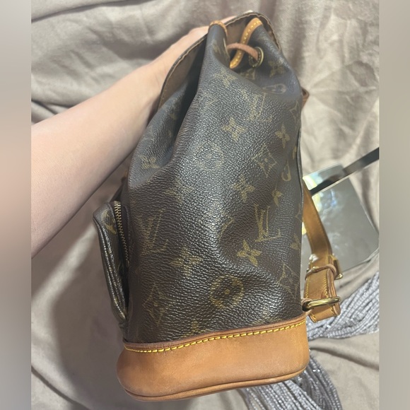 Louis Vuitton Montsouris Backpack PM - Picture 9 of 15